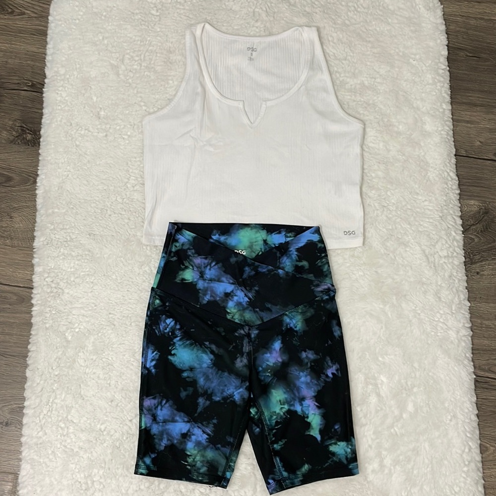D&G Shorts Size XS Crop Tank Top Size S